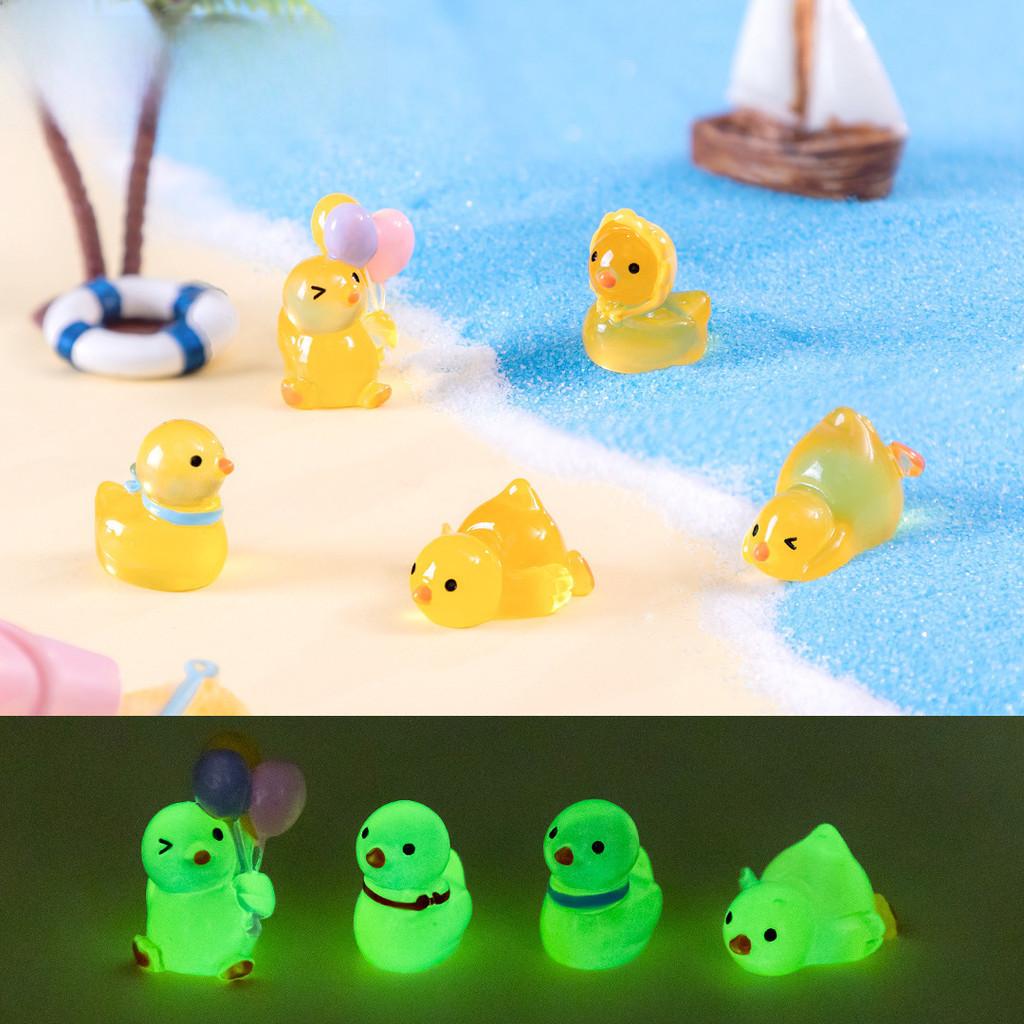 Adorable Luminous Playful Duckling Figurines Resin Miniature Decor Set