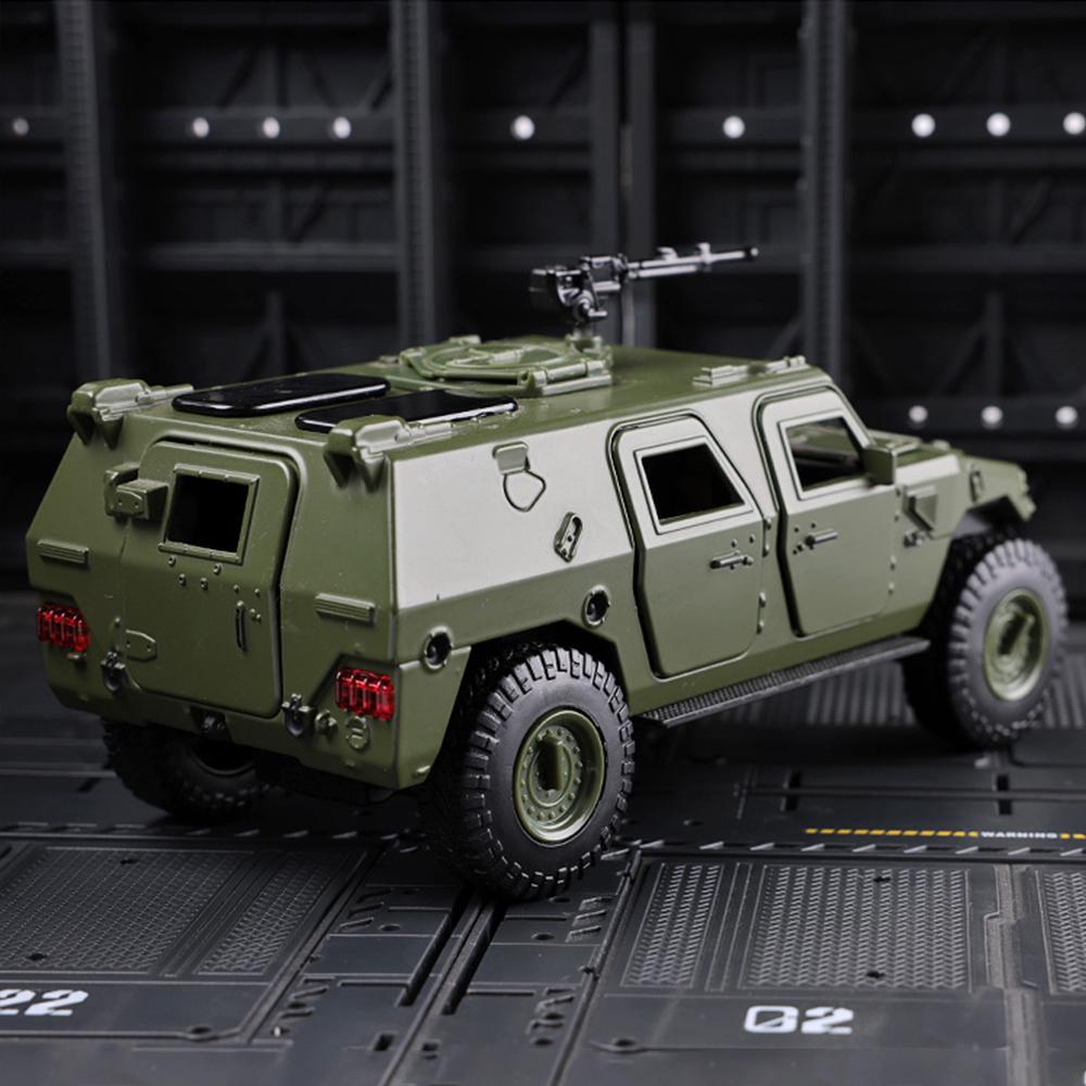 1/28 масштаб Dongfeng Warriors, литая под давлением модель автомобиля из сплава в стиле милитари, игрушечный грузовик с откатным механизмом со звуком и светом для детей и взрослых, подарочная коллекция