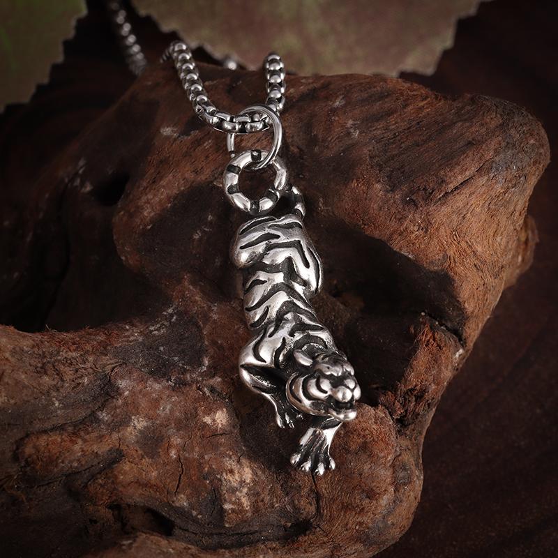 Fashionable Tiger Head Pendant Animal Tiger Necklace Men\\\'s Punk Hip Hop Trendy Casual Jewelry Gift