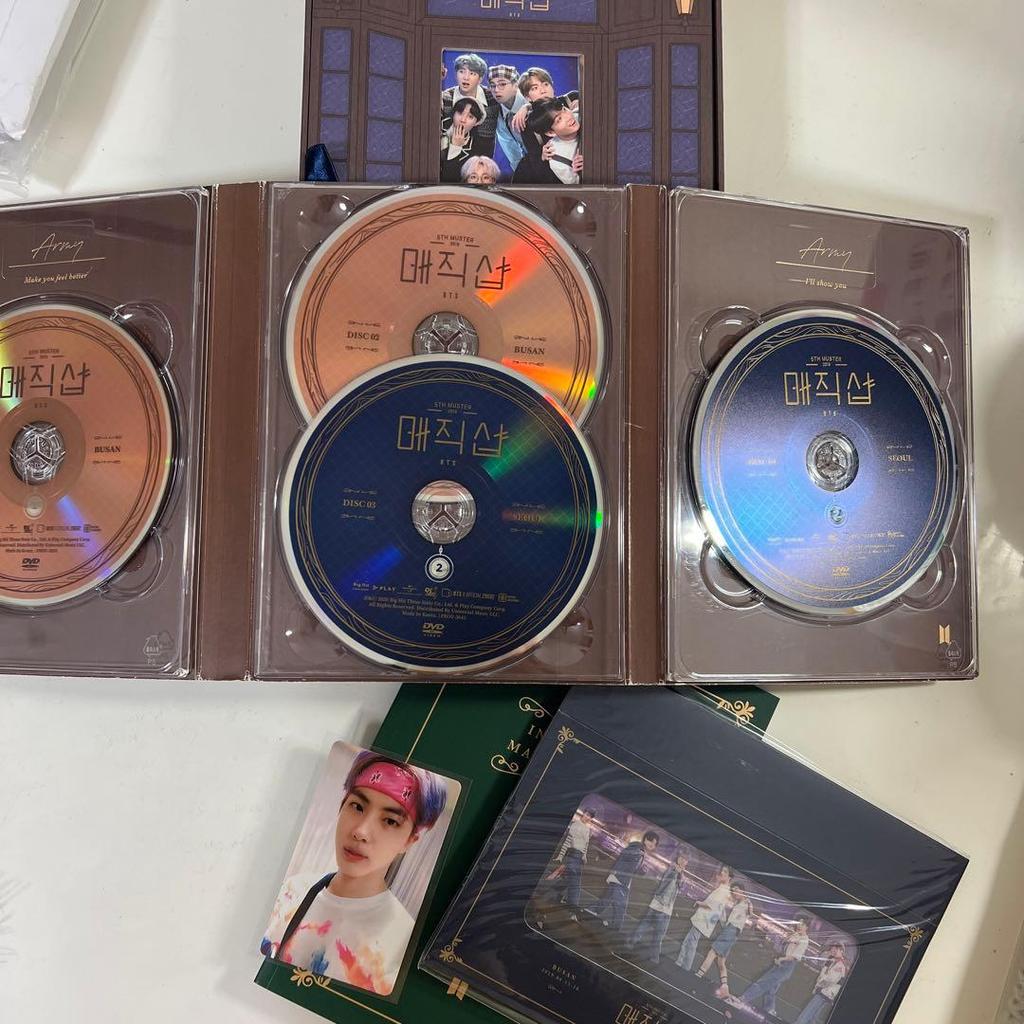 [USED] 2019 BTS MAGIC SHOP DVD Trading Card Jin Blu-ray