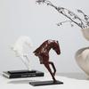 Ремесленные изделия из смолы Имитация скульптур животных Ретро-скульптуры лошадей Головы лошадей Статуя в форме лошади Украшение для дома