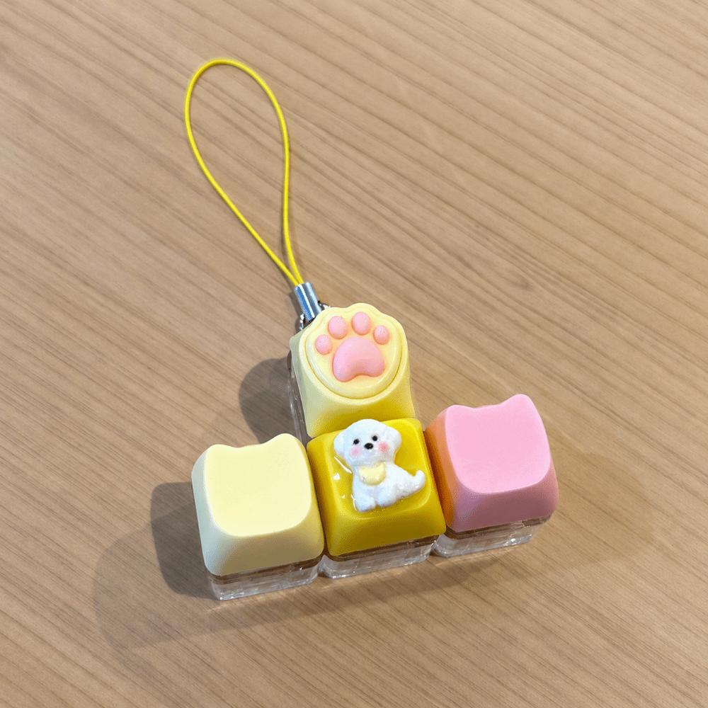Plastic Fidget Buttons Pendant Cat Paw Fidget Clicker Keychain Pass The Boring Time
