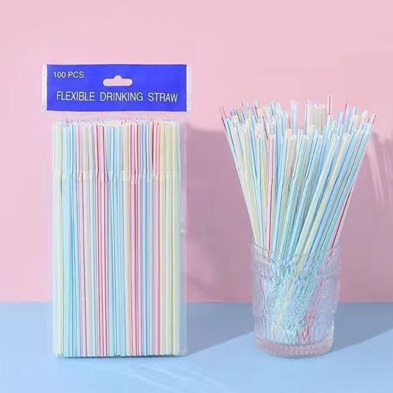 Одноразовые соломинки Разноцветные гнущиеся соломинки для питья Пищевой пластик Соломинки для горячих и холодных напитков Свадебные принадлежности для вечеринок