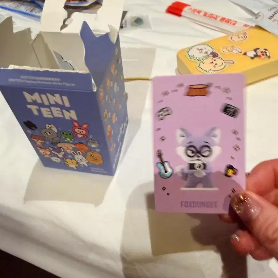 Pop Mart Mini Tin Wonwoo