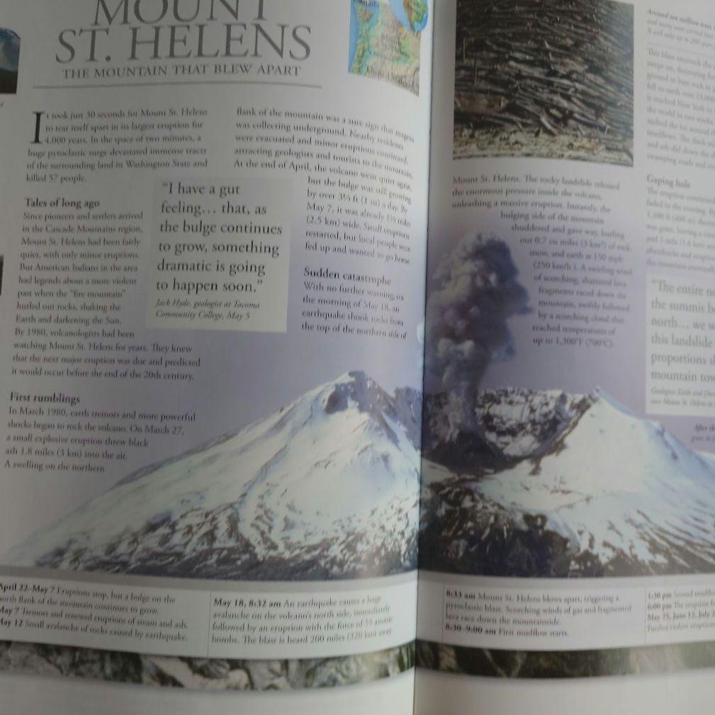 [USED] Rare book on volcanoes "DK experience VOLCANO