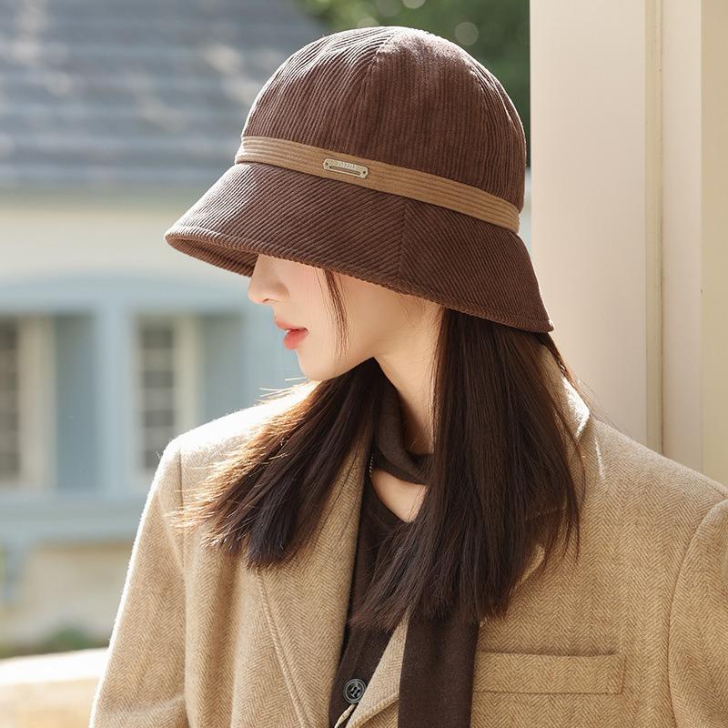 Autumn and Winter Fashion Hat Women's Casual Versatile Corduroy Bucket Hat Retro Thermal Basin Hat Big Head Circumference Shows Small Face