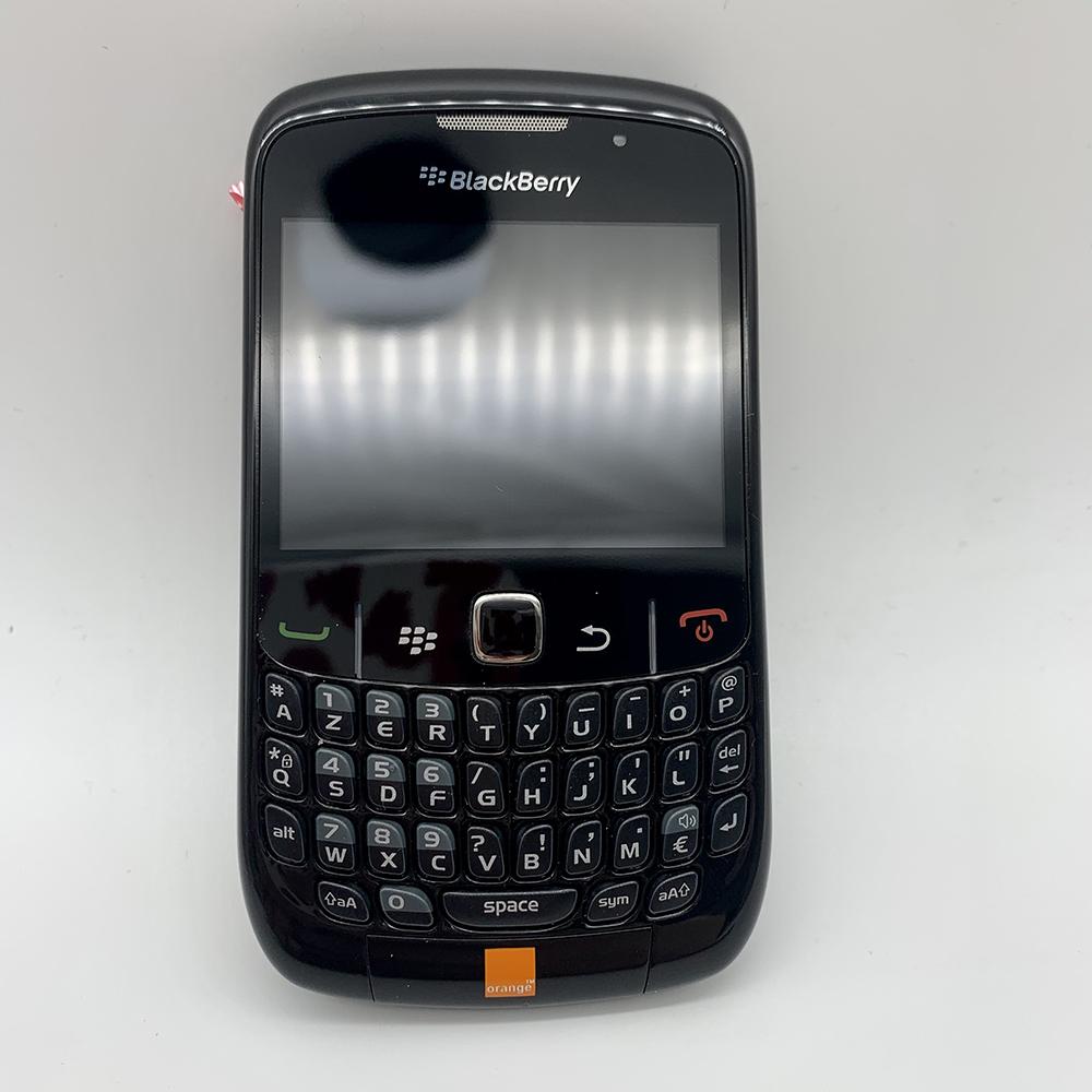 Восстановленный мобильный телефон Blackberry Curve 8520 2 МП GSM 850 / 900 / 1800 / 1900 с 1 SIM