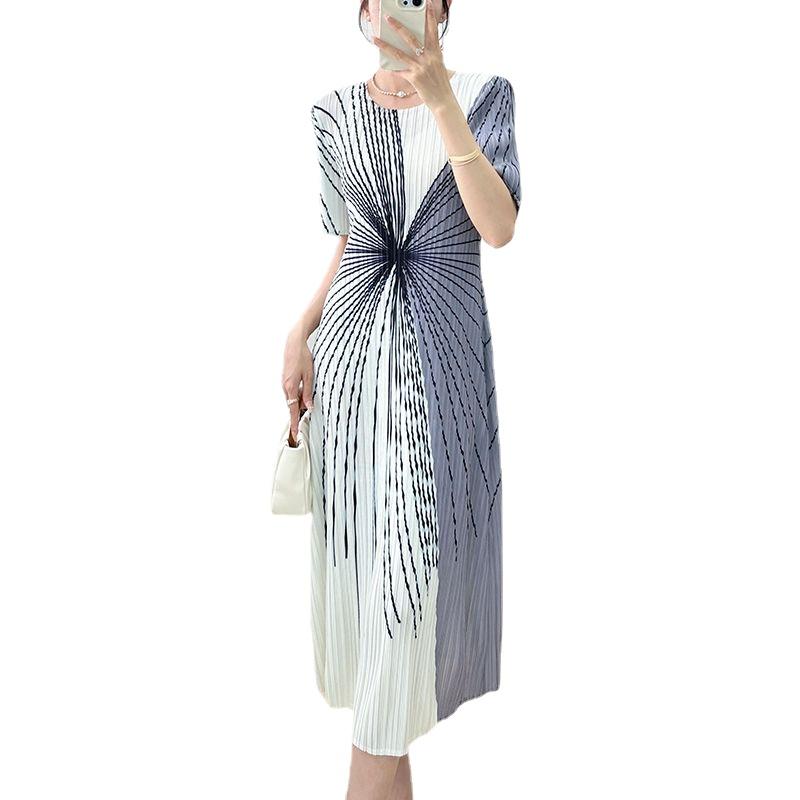 Легкое облегающее платье в зрелом стиле с цветными блоками для женщин, новая летняя элегантная юбка А-силуэта средней длины для женщин