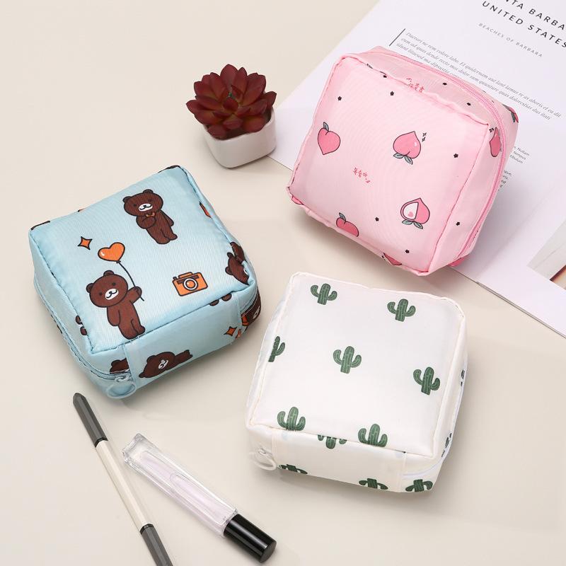 Women Sanitary Napkin Tampon Storage Bag Portable Waterproof Organizer Pouch Cartoon Pattern Sanitary Napkin Bag