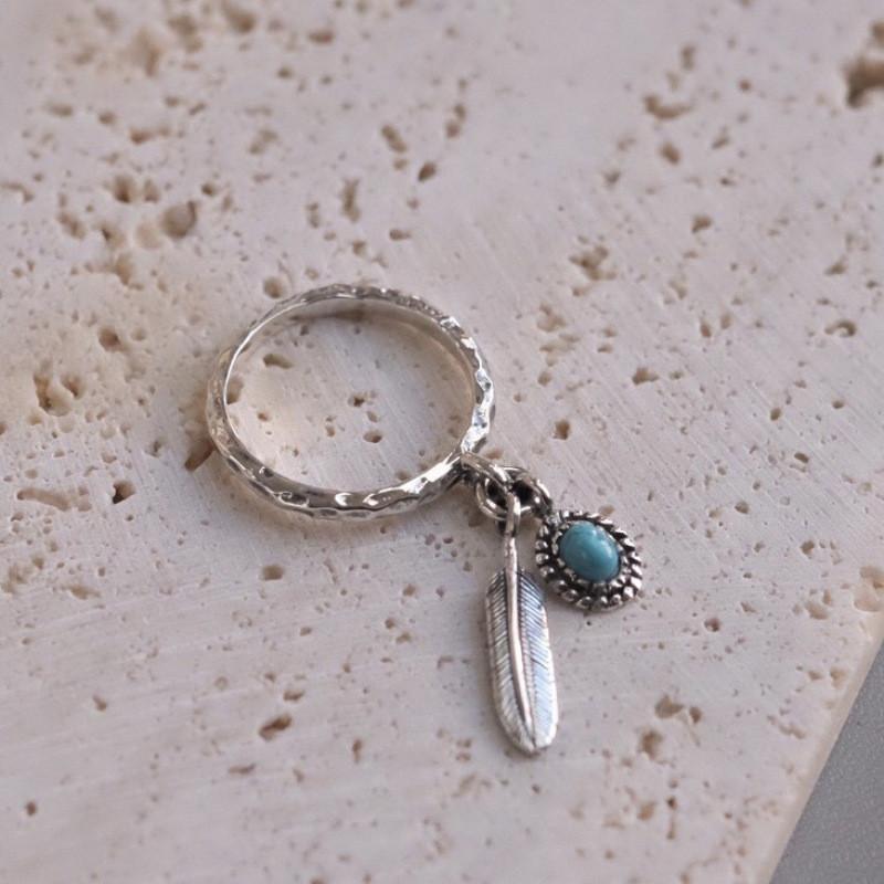 Stylish Geometric Open Adjustable Copper Ring For Women With Vintage Hawk Feather Design