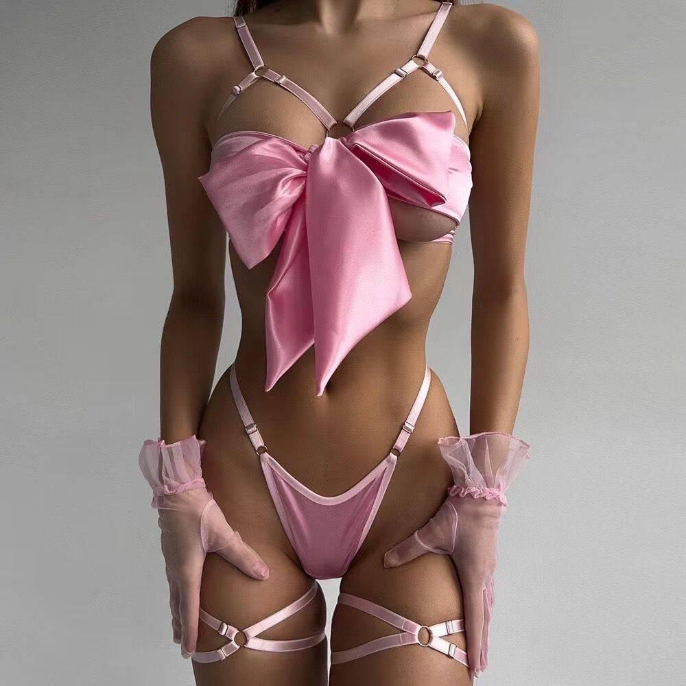 Мне нравится Meilan Lingerie: Самый продаваемый сексуальный комплект из трех предметов с бантиком и вырезами на косточках 2023