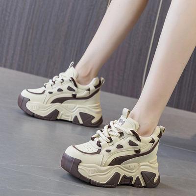 Женские кроссовки на платформе петит - Увеличение роста, Белый клиновидный каблук на толстой подошве для весны и осени