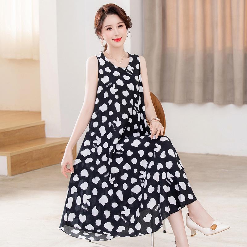 Sleeveless Silk Cotton Dress for Middle-Aged Mothers - Slim Fit, Large Size, Beach Dress for Summer