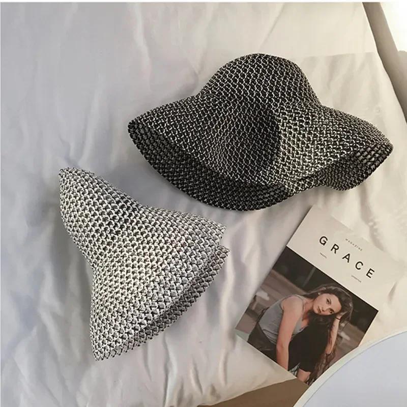 Retro Round Straw Hat Ladies Sun Hat Travel Vacation Sun Hat Retro Ladies Beach Hat Black and White