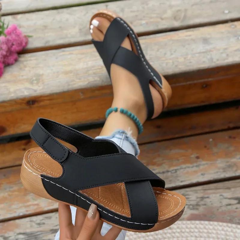 Женская обувь 2024 года, женские босоножки с открытым носком, повседневные босоножки с круглым носком, на платформе и танкетке, римские туфли для женщин