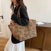Стильная сумка через плечо с леопардовым принтом для женщин, легкая, вместительная, из нейлона, с магнитной кнопкой для ежедневного использования, сумка-тоут для покупок