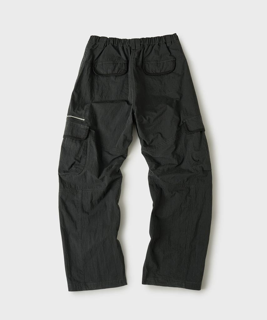 HOOVES Wide Straight Cargo Pants [Black]