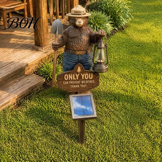 Easy Install Flower Bed Stakes Shovel Bear Solar Light, Waterproof Resin Decorative Statue, Auto on at Weather Resistant Yard Illumination Dusk