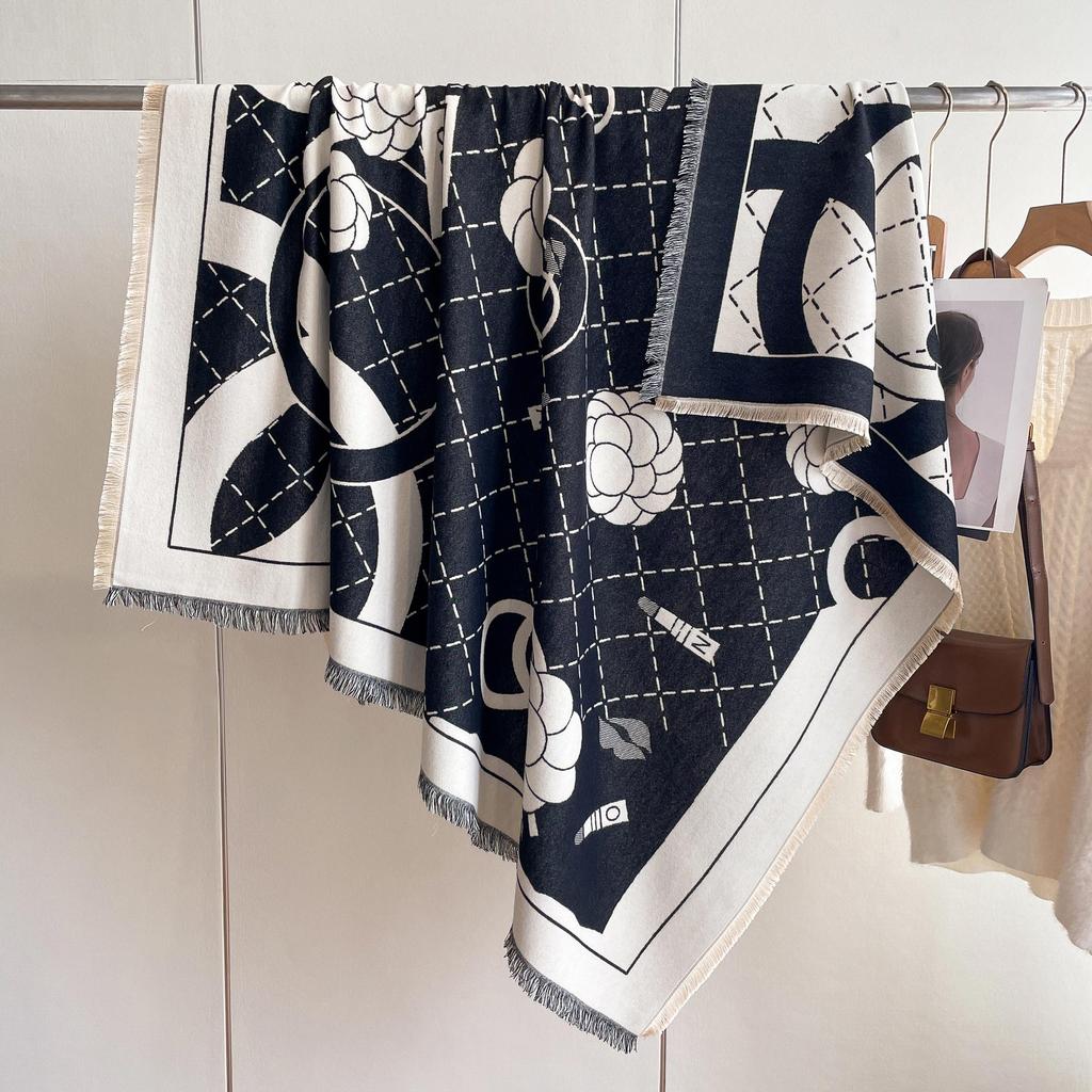 Модный женский утолщенный теплый платок из искусственного кашемира, простой атмосферный шарф с помпонами.