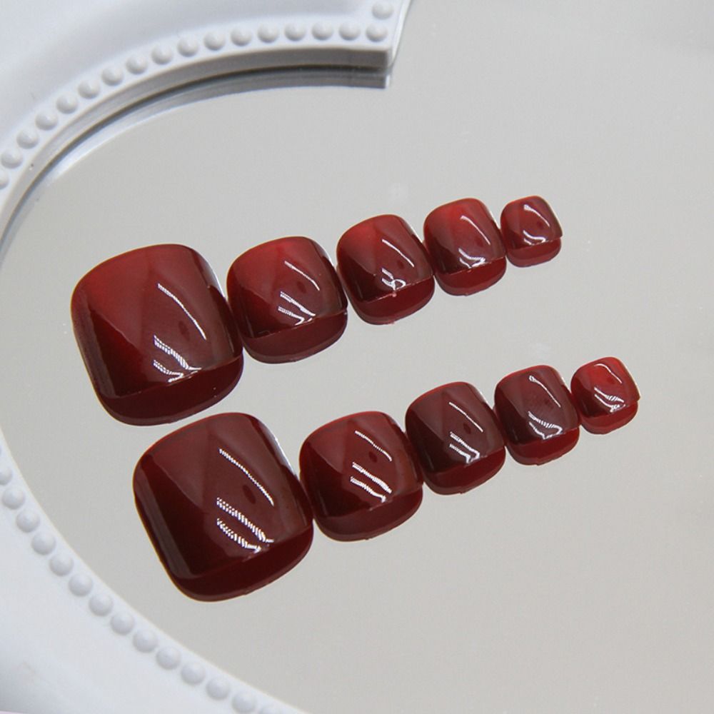 24pcs Dazzling False Nails Short Square Nail Tips Fashion Press on Nails Women Girls