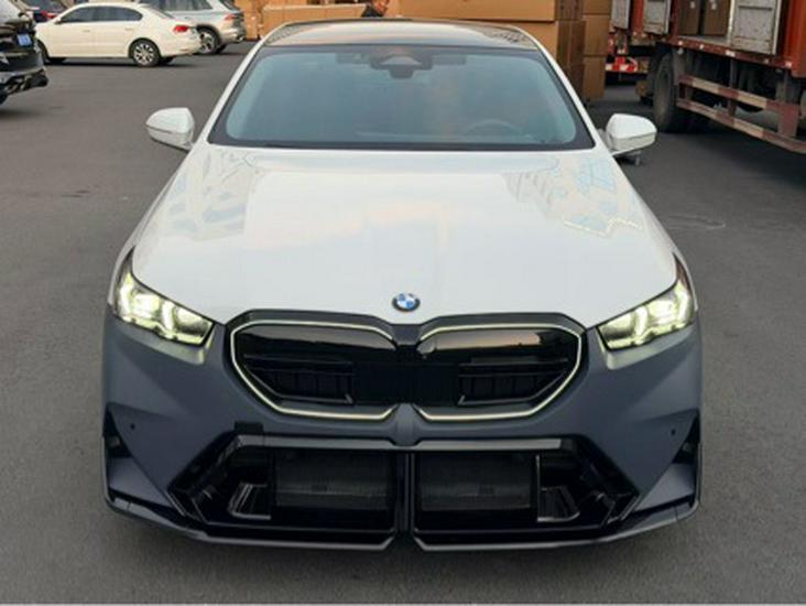 BMW 5 Series G60/G68 M5 Wide Body Kit: Front & Rear Bumpers, Side Skirts.