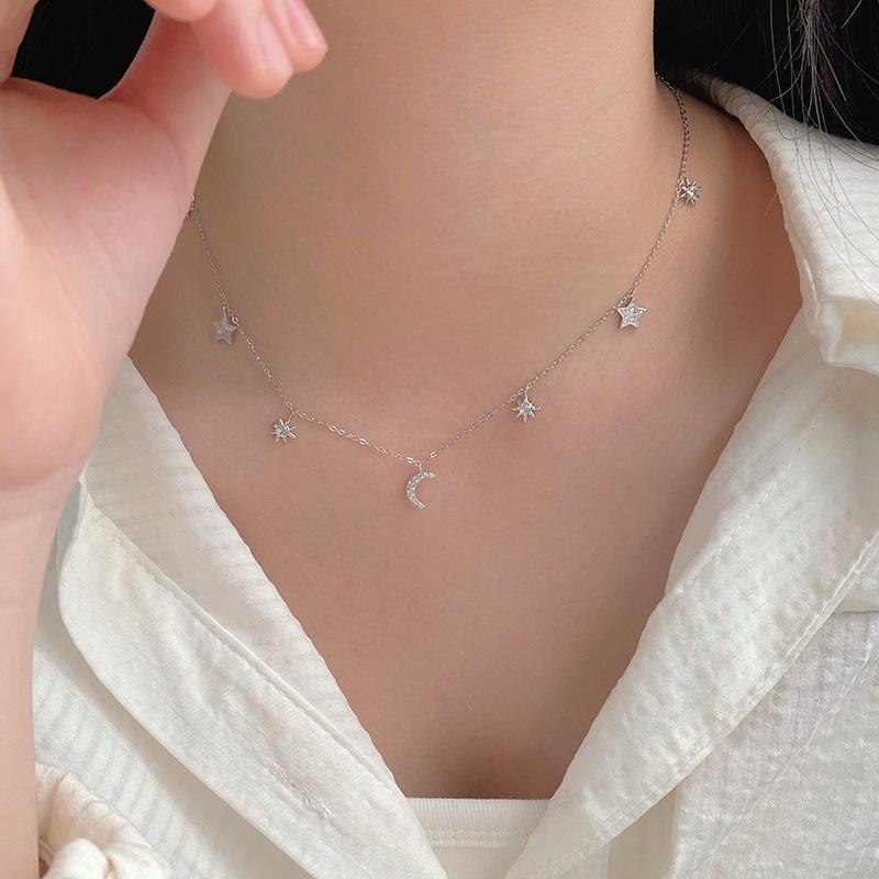 Легкое роскошное ожерелье со звездами и луной для женщин, персонализированные и передовые дизайнерские аксессуары, новая ключичная цепочка