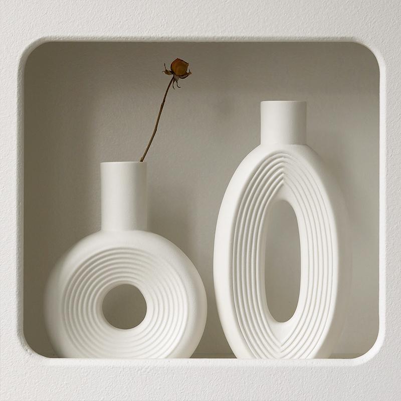 Керамическая ваза INS Белая скандинавская ваза Круглая полая керамическая ваза-пончик Цветочный горшок Декоративные вазы для сухоцветов Украшение гостиной