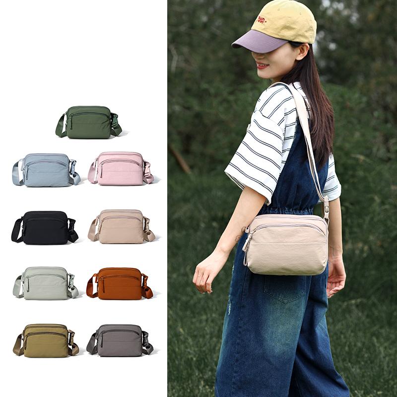 Женская легкая сумка через плечо