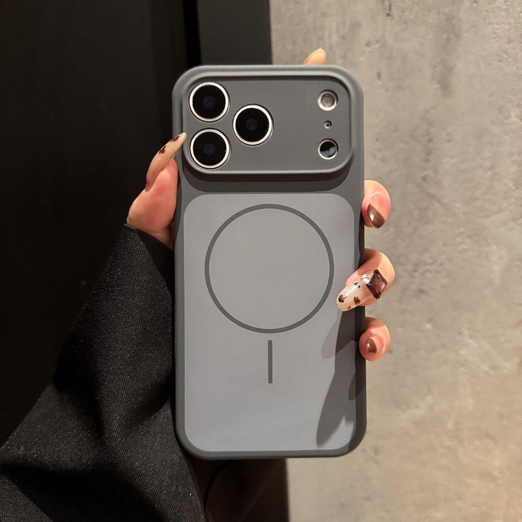 Dual-Color Silicone Drop-Proof Protective Case for iPhone 17pm, 16pm, 15pro