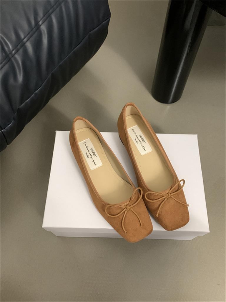 Замшевые туфли для бабушки, женские, весна-осень 2024 года, новые легкие туфли с квадратным носком и бантом, универсальные, на низком каблуке