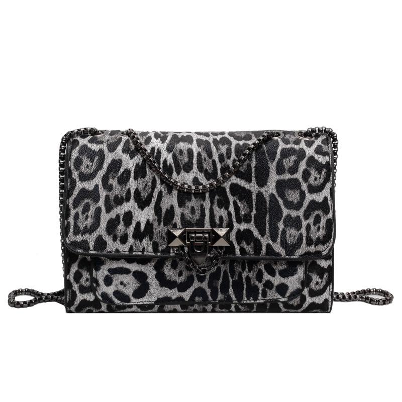 Милая и классная сумка-мессенджер Spice Girl с коровьим узором, квадратная, осень 2024 г., персонализированная сумка-мессенджер с леопардовым принтом и цепочкой