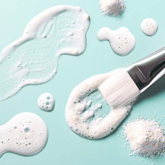 laundryou Hydro Purifying Wash Enzyme Powder 50ml Special Offer (+Pack Ball/Brush)