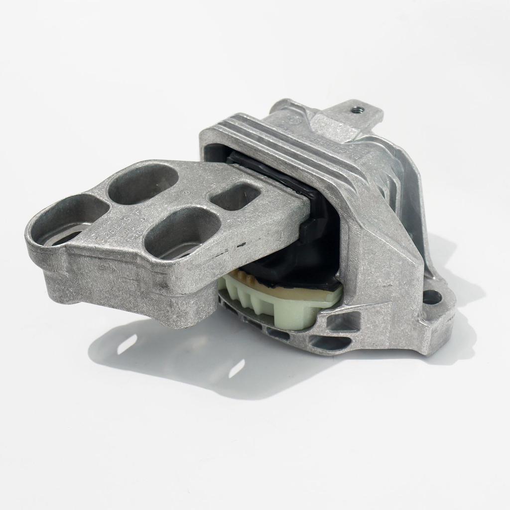 Резиновая подушка двигателя для Mercedes-Benz W176/W117 A2462400617