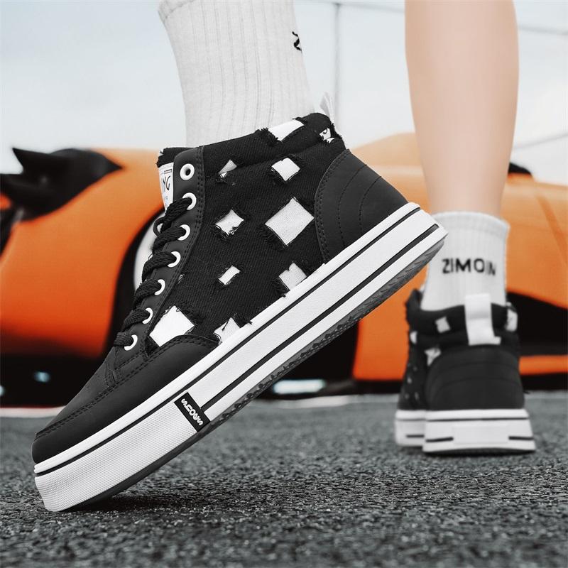Men's New Canvas Checkerboard Breathable Flat Mid-top Lace-up Durable High-quality Versatile and Fashionable Sneakers