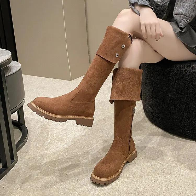 Мода 2024 года, новые винтажные коричневые ботинки в стиле вестерн, осенне-зимние замшевые ботинки с высоким рукавом, толстые каблуки выше колена, женские сапоги
