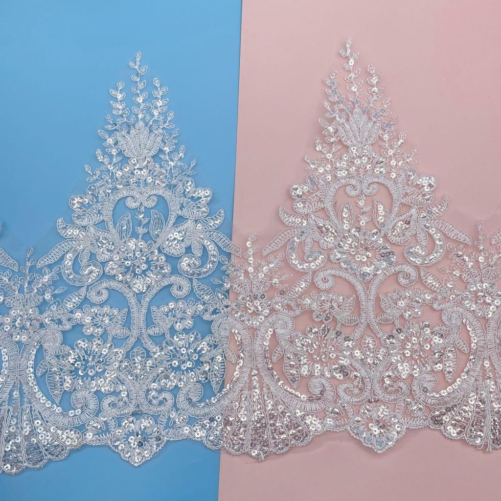 Car Bone Lace Bone Rope Embroidery Sequins Lace Three-In-One Computer Embroidery Beads Width 30Cm