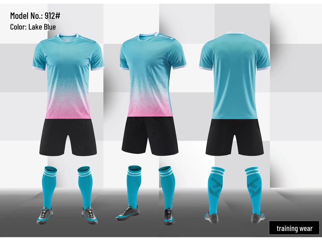 Летние спортивные костюмы для мальчиков: Футбольная форма и футболки для юношеских команд