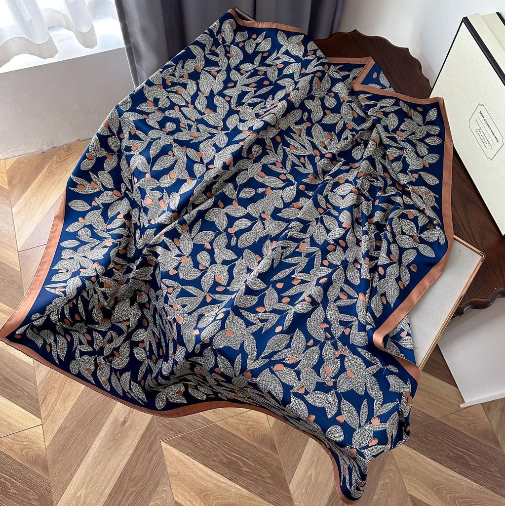 High-quality Luxurious Silk Scarves Headband Scarfs Neck Scarf For Women Chain Silk Scarf Women's Decorative Shawl