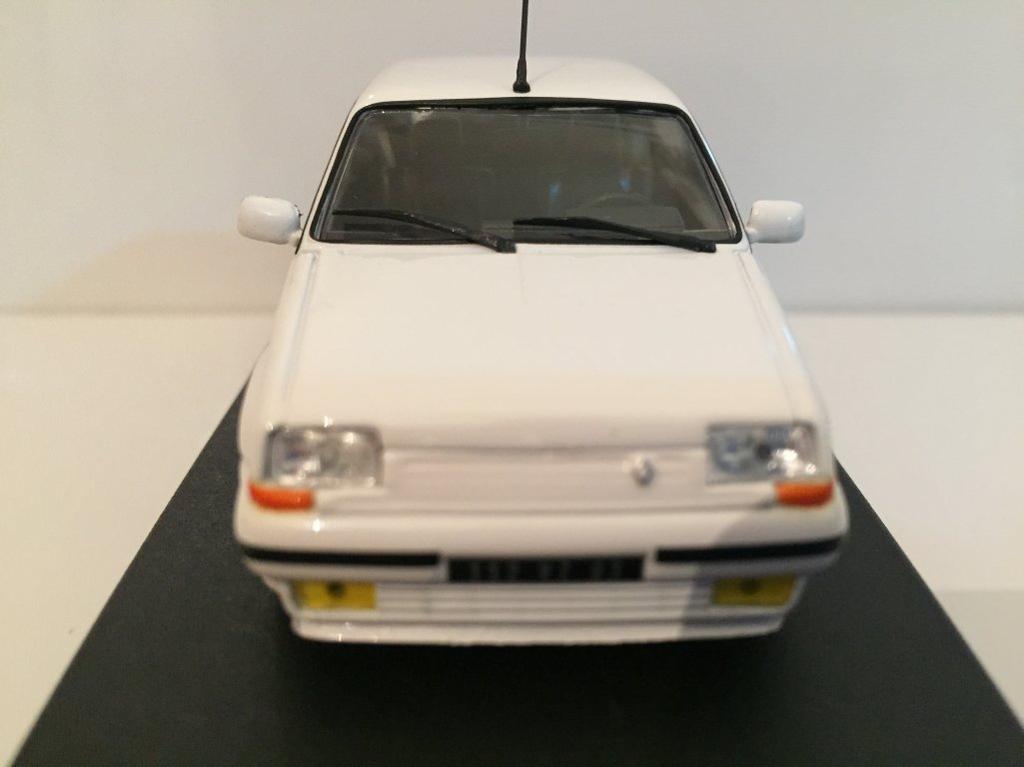 Norev scale Renault 5 GT Turbo 1989 White Finished Product 1/43