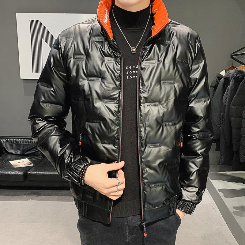 Мужская зимняя утепленная пуховая куртка для отдыха с ярким лицом