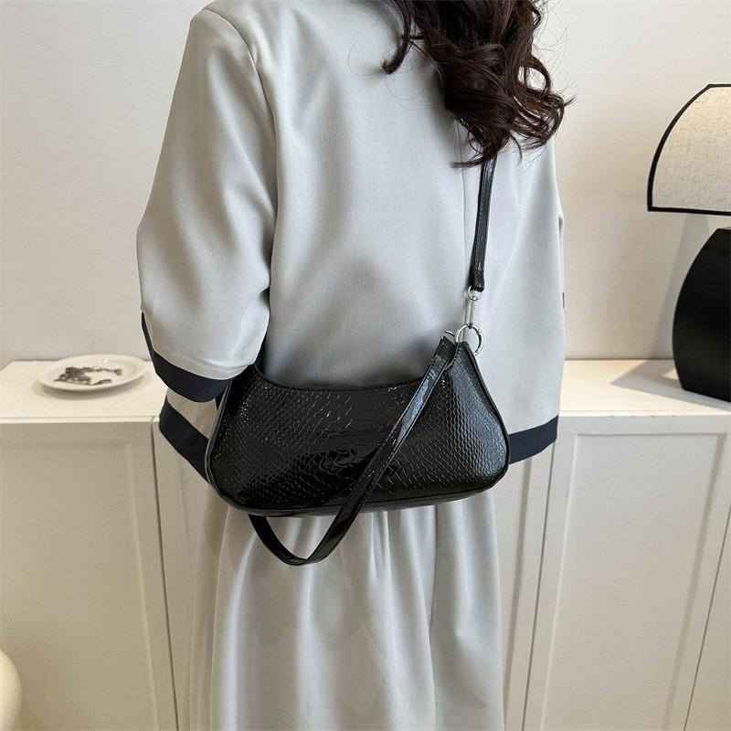 Модная женская сумка из ПУ-кожи со стильным дизайном через плечо в универсальных цветах