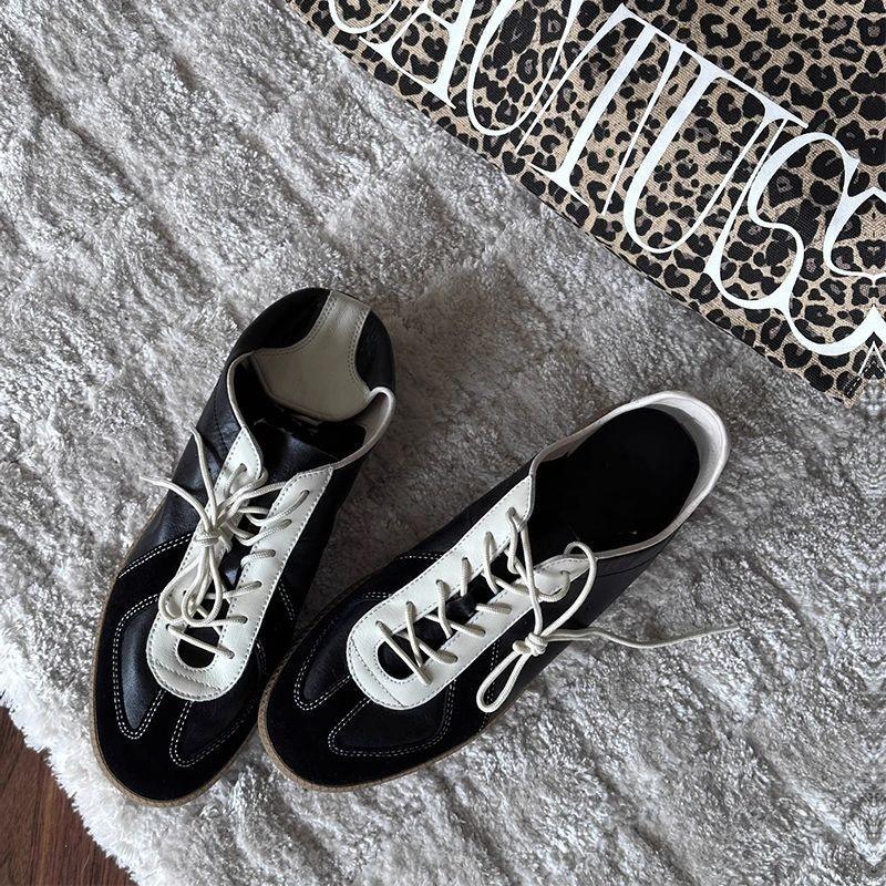Classic Retro Flat Casual Sneakers Unisex Soft Sole Lace-Up Derby Shoes Comfortable All-Season Walking
