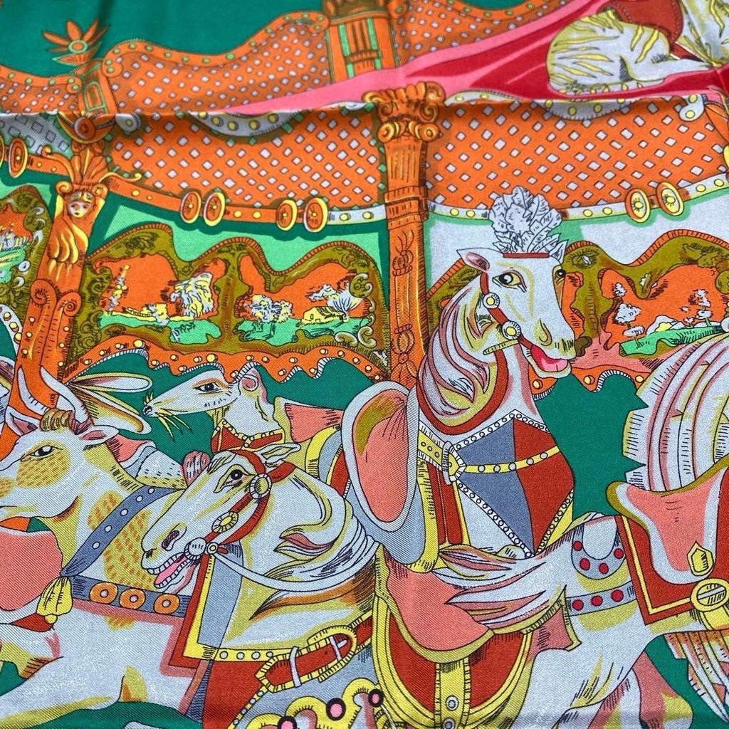 Б/у Шарф-платок HERMES Carre 90, шелк, рисунок «Цирк», желтые тона, неиспользованный, хранение 10
