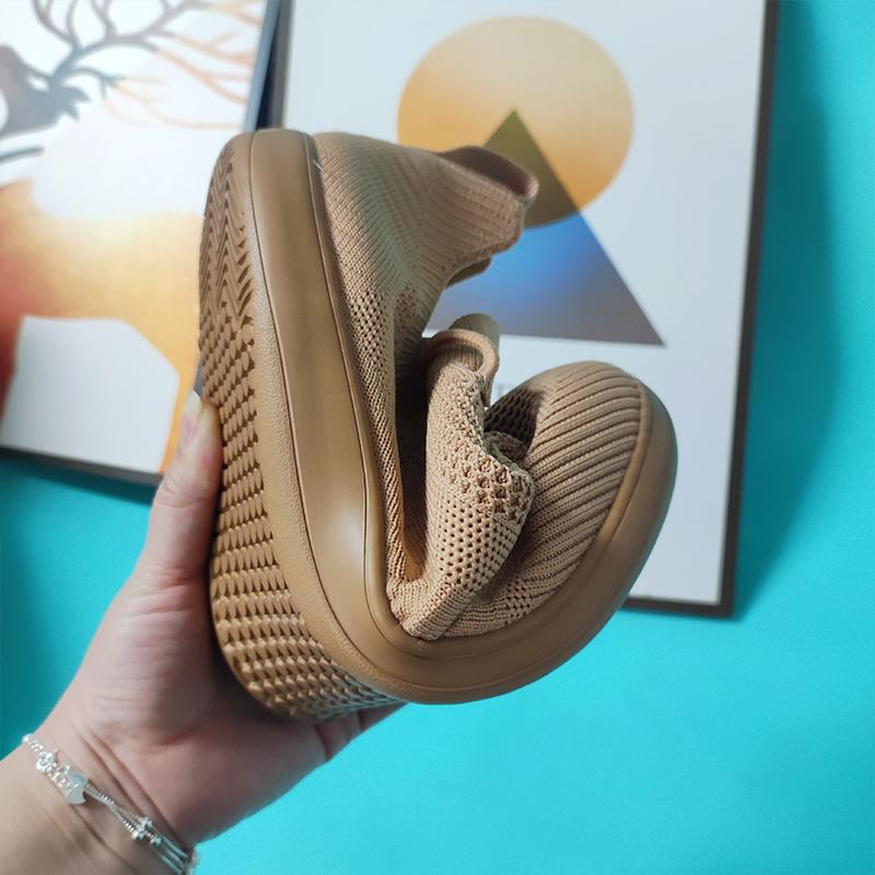 Low Cut Sports Shoes for Men Trendy Mesh Fabric with Lace Up Breathable Flat Shoes 2025 Breathable Outdoor White Jogging Shoes