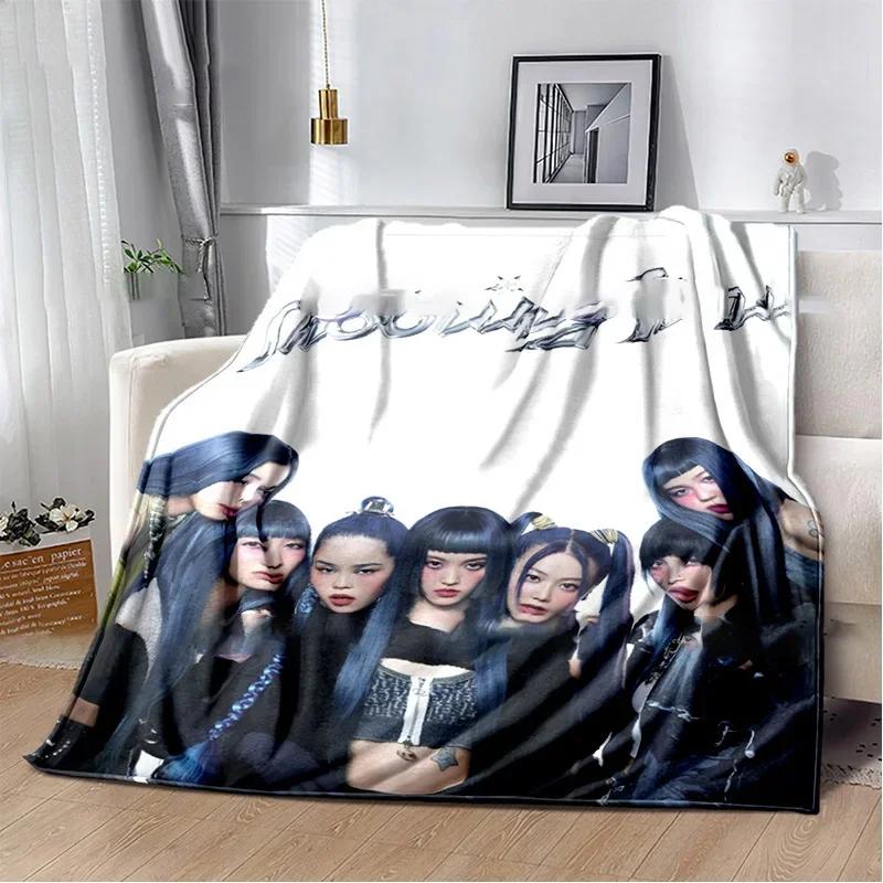 Japanese HipHop Girl Group Xg Character Print Blanket Shooting Stars Warm Plush Cozy Throw Blanket for Beding Couch Fans Blanket
