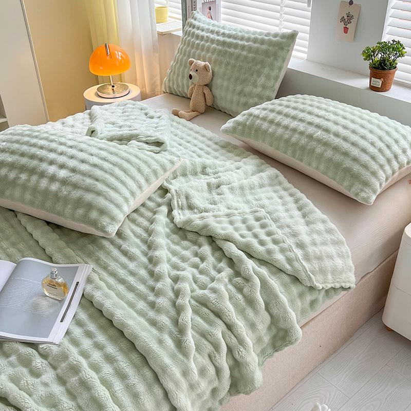 «Плед из искусственного кролика — офисный сон, летний кондиционер, всесезонный диван и постельное белье»