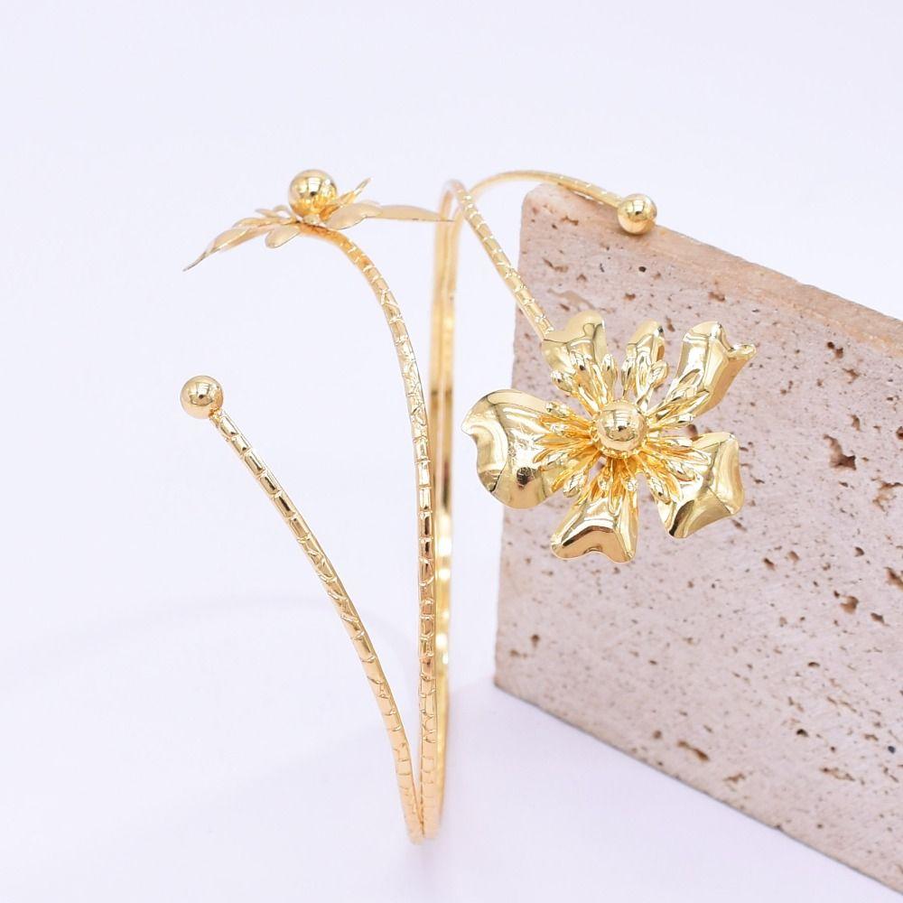 Hollow Out Flower Bracelet Floral Armband Elegant Arm Ring  Gift