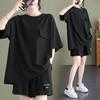 Women's Fashionable European Style Short-Sleeved Two-Piece Suits with Pockets, Plus-Size, Slimming Shorts, Casual Design.