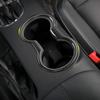 Комплекты отделки подстаканника Mustang Interior Carbon Fiber Grain для Mustang 2015 2016 2017 2018 2019 2020 2021 2022 2023 Модернизация интерьера