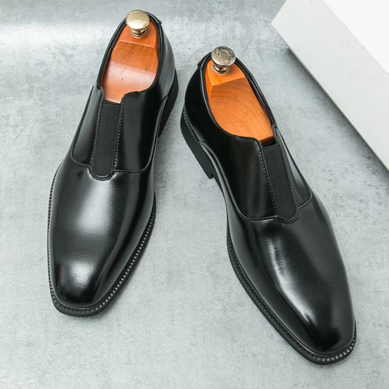 British New Pointed Brown Black Business Casual Shoes For Men Formal Wedding Prom Dress Homecoming Pageant Zapatillas Hombre